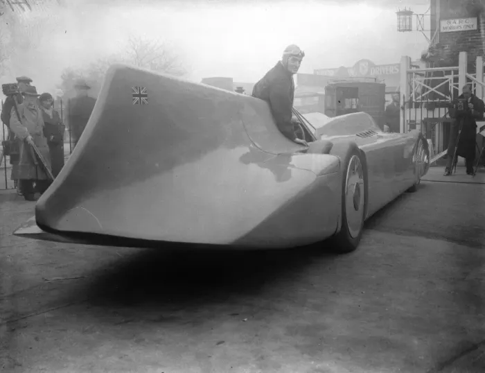 Framed Print : Sir Malcolm Campbells new Bluebird. First appearance at Brooklands. 9 January 1935 Framed Print : Sir Malcolm Campbells new Bluebird. First appearance at Brooklands. 9 January 1935