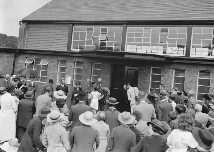 Framed Print : Sir Waldron Smithers opens the Hall at Horton Kirby, Kent. 1937 Framed Print : Sir Waldron Smithers opens the Hall at Horton Kirby, Kent. 1937
