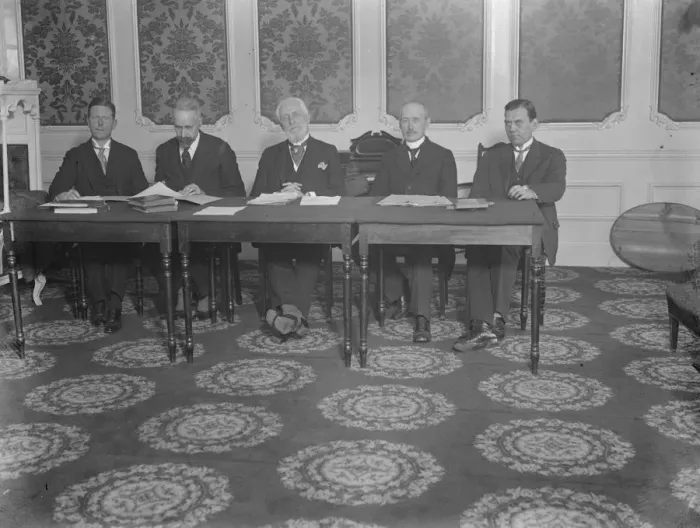 Framed Print : Last sitting of Anglo German tribunal in London The last sitting of the first division Framed Print : Last sitting of Anglo German tribunal in London The last sitting of the first division