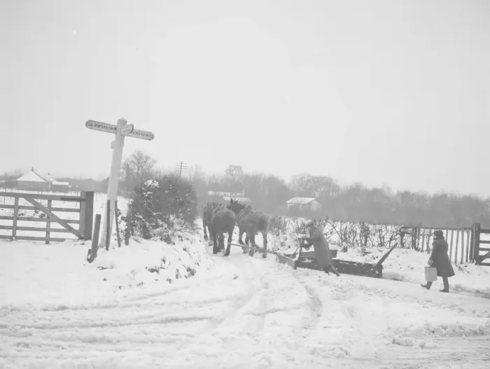 Framed Print : Snow scenes ( snow plough ) Eynsford. 1938