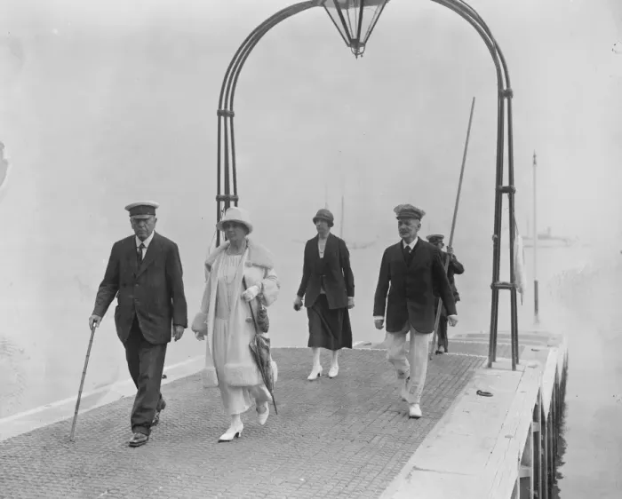 Framed Print : Society assembling at Cowes for Regatta week. Lord and Lady Inchcape with Sir Hector McKenzie Framed Print : Society assembling at Cowes for Regatta week. Lord and Lady Inchcape with Sir Hector McKenzie