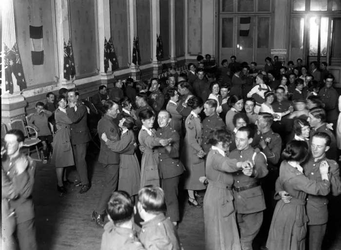 Framed Print : Soldiers and WaCs dancing at the Old Casino at La Touquet. 1914 - 1918 Framed Print : Soldiers and WaCs dancing at the Old Casino at La Touquet. 1914 - 1918