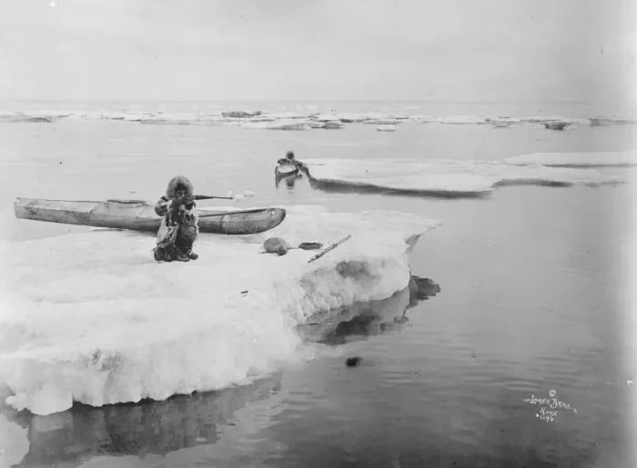 Framed Print : Sport in the icy north A striking picture of seal hunters on the icy floes of Framed Print : Sport in the icy north A striking picture of seal hunters on the icy floes of