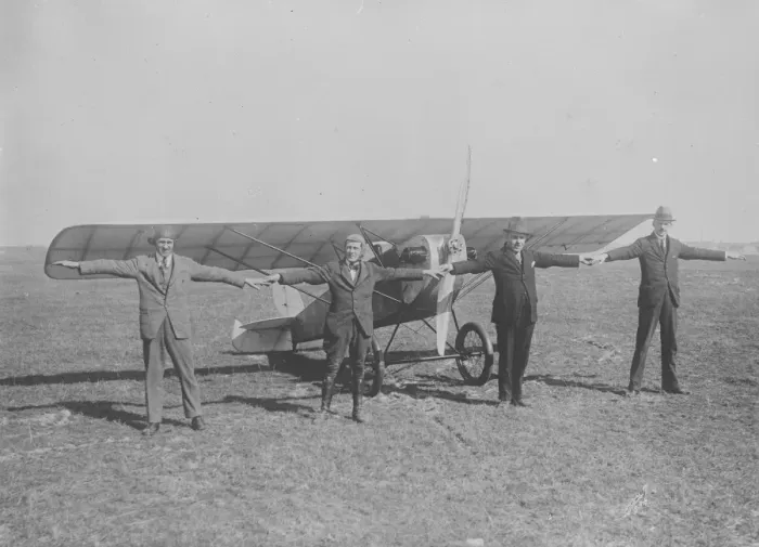 Framed Print : The sport plane The small sporting monoplane has been built by the brothers Rieseler Johannisthal Framed Print : The sport plane The small sporting monoplane has been built by the brothers Rieseler Johannisthal