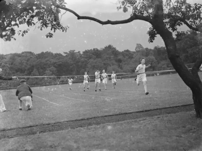 Framed Print : Sports day at Pennthorpe School in Kent. The finish of the boys running race Framed Print : Sports day at Pennthorpe School in Kent. The finish of the boys running race