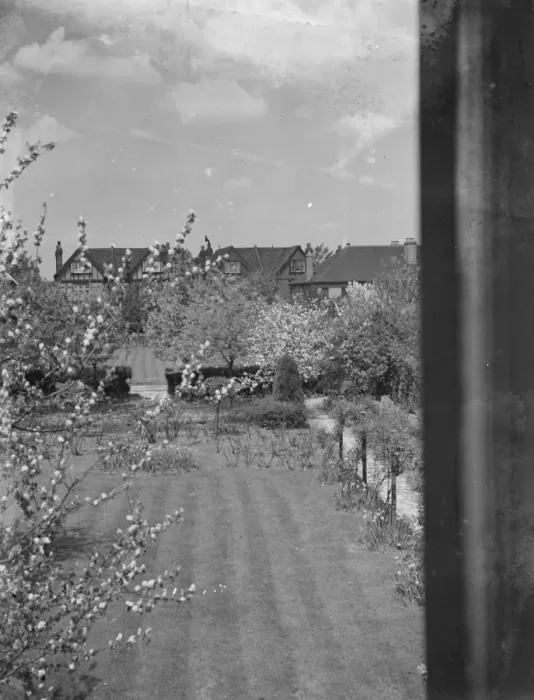 Framed Print : Spring scene at Mr Swans house and garden at 21 Rectory Lane in Sidcup, Kent