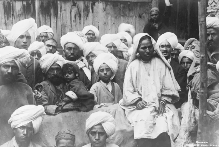 Framed Print : Srinagar, Kashmir, India. An assembly of upper class Kashmiris, subjects of the Maharajah Framed Print : Srinagar, Kashmir, India. An assembly of upper class Kashmiris, subjects of the Maharajah