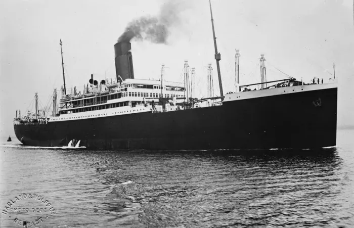 Framed Print : The SS Minnewaska of the Red Star Line. 31 December 1928 Framed Print : The SS Minnewaska of the Red Star Line. 31 December 1928