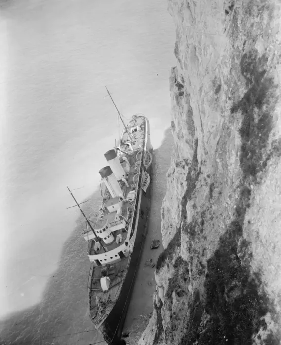 Framed Print : SS Newhaven ashore. The first attempt to float the famous cross Channel steamer Framed Print : SS Newhaven ashore. The first attempt to float the famous cross Channel steamer
