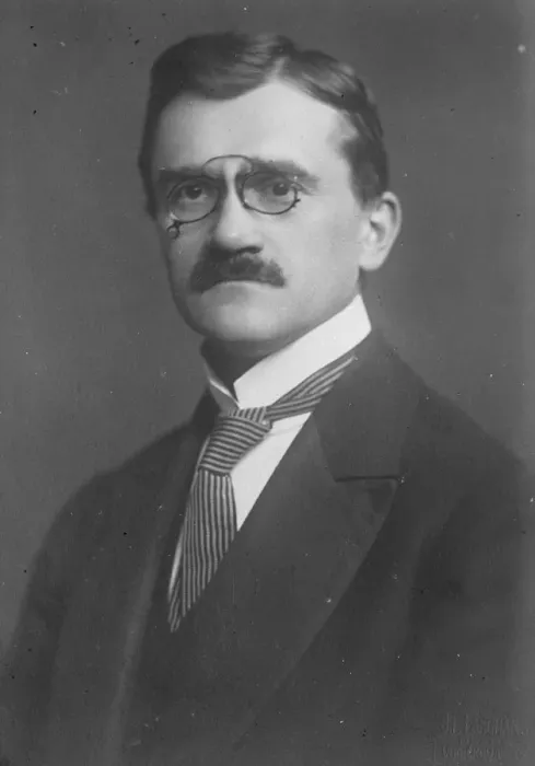 Framed Print : To study taxation in England. Mr Charles Englis, the Czechoslovakian Minister of Finance Framed Print : To study taxation in England. Mr Charles Englis, the Czechoslovakian Minister of Finance