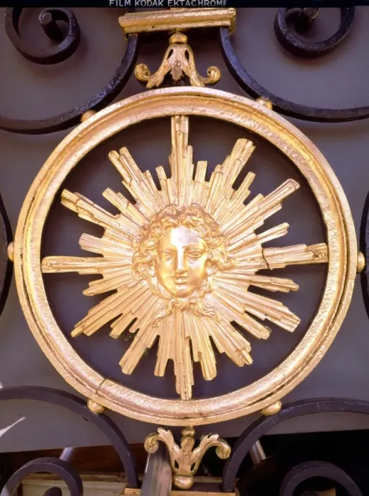 Framed Print : The Sun King, Coat of Arms, from a balcony in the Place Vendome, Paris. Ornately Framed Print : The Sun King, Coat of Arms, from a balcony in the Place Vendome, Paris. Ornately