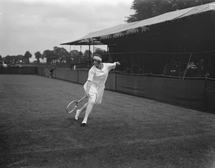 Framed Print : Surrey lawn tennis championships at Surbiton. Miss Fry in play. 21 May 1925 Framed Print : Surrey lawn tennis championships at Surbiton. Miss Fry in play. 21 May 1925