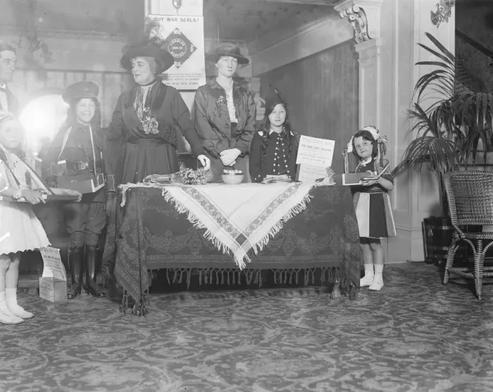 Framed Print : Tag day, Lady Randolph Churchill at Wood Green Empire Framed Print : Tag day, Lady Randolph Churchill at Wood Green Empire