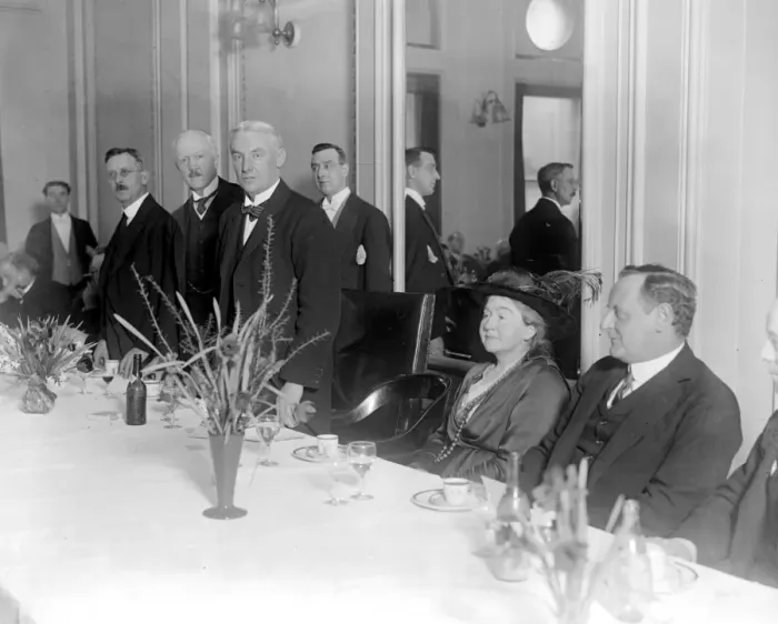 Framed Print : Taken for the daily news - Lunch to Mr Gardiner. left to right A, G. G, Major General Framed Print : Taken for the daily news - Lunch to Mr Gardiner. left to right A, G. G, Major General
