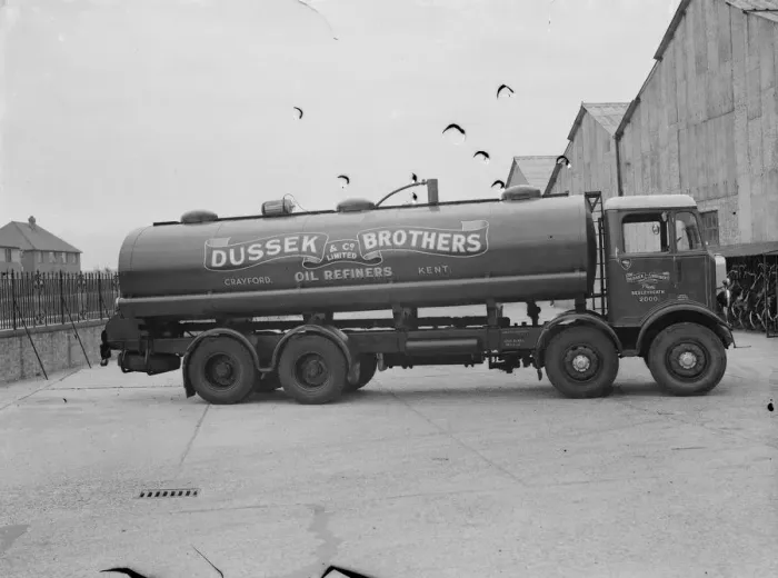 Framed Print : A tank truck belonging to Dussex Brothers & Co Ltd, the oil refiners based in Crayford Framed Print : A tank truck belonging to Dussex Brothers & Co Ltd, the oil refiners based in Crayford