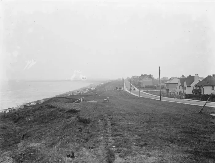 Framed Print : Tankerton beach, Kent 1925