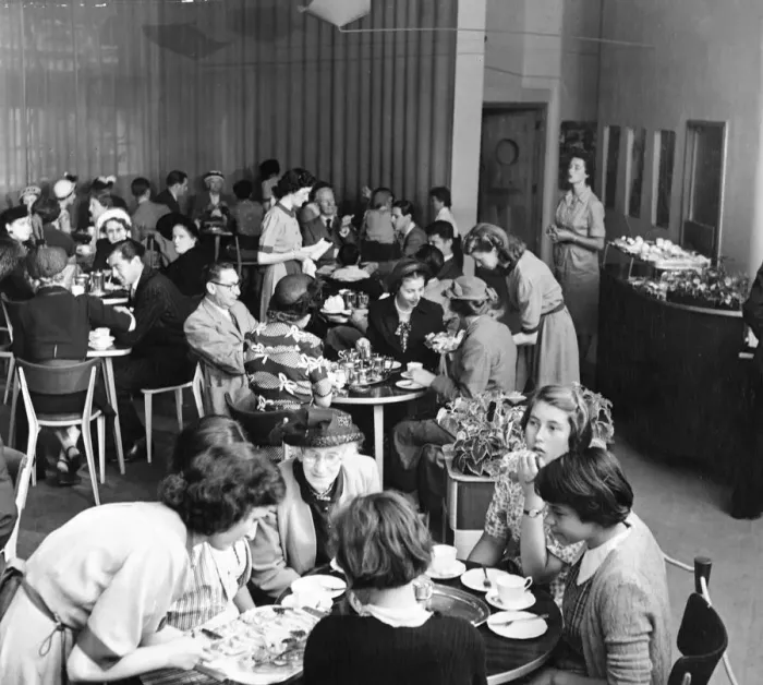 Framed Print : The Tea Centre off the Haymarket, London 1951 Framed Print : The Tea Centre off the Haymarket, London 1951