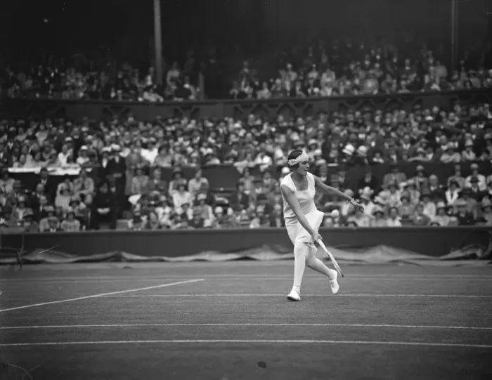 Framed Print : Tennis at Wimbledon. Senorita d Alvarez in play. 26 June 1929 Framed Print : Tennis at Wimbledon. Senorita d Alvarez in play. 26 June 1929