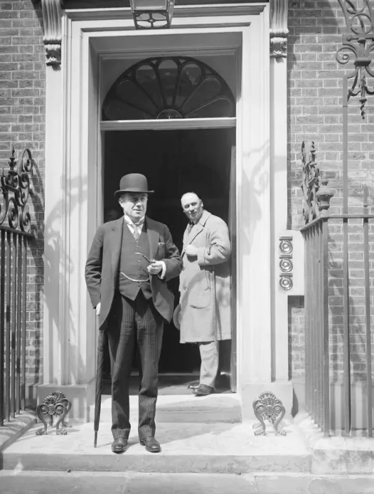 Framed Print : Termination of general strike. Mr Baldwin on the steps of No 10, Downing Street Framed Print : Termination of general strike. Mr Baldwin on the steps of No 10, Downing Street