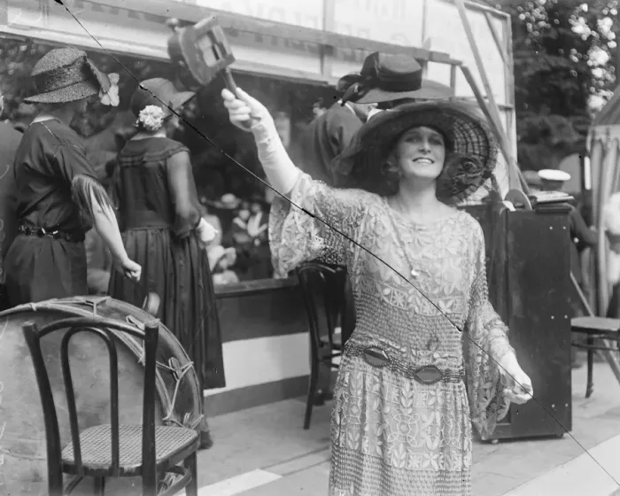 Framed Print : Theatrical Garden Party at Chelsea Miss Heather Thatcher tries to draw the crowd Framed Print : Theatrical Garden Party at Chelsea Miss Heather Thatcher tries to draw the crowd