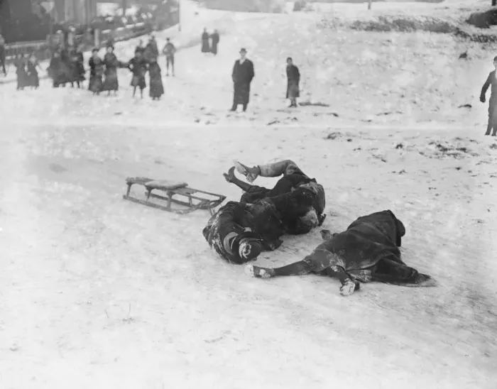 Framed Print : Tobagganing on Hampstead Heath 22 January 1917 Framed Print : Tobagganing on Hampstead Heath 22 January 1917