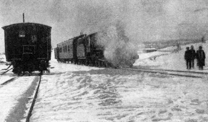 Framed Print : Train leaving the headquarters of the Finnish Legion in Northern Russia. ?TopFoto Framed Print : Train leaving the headquarters of the Finnish Legion in Northern Russia. ?TopFoto
