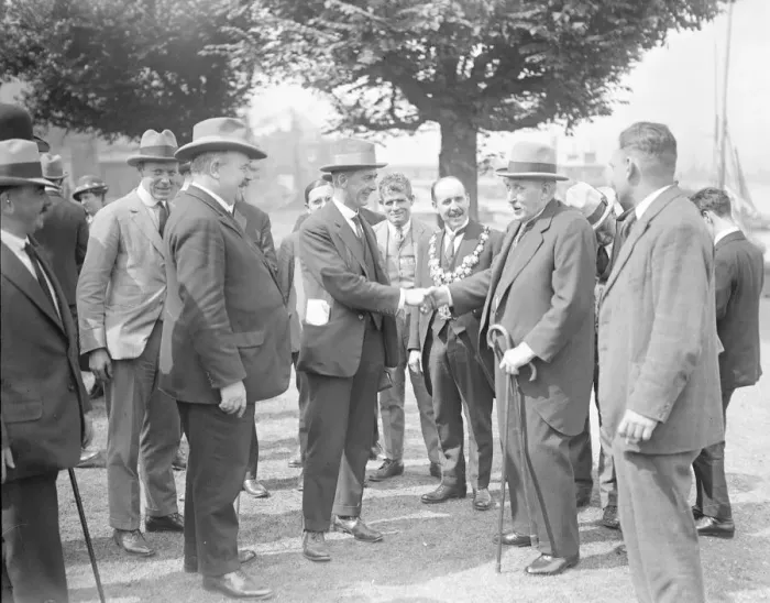 Framed Print : Trevessa crews arrival. Mr Havelock Wilson MP, greeting the Captain of the Trevessa Framed Print : Trevessa crews arrival. Mr Havelock Wilson MP, greeting the Captain of the Trevessa