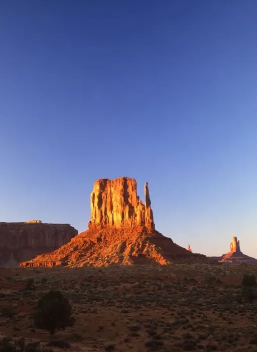 Framed Print : USA - Monument Valley - Utah, Arizona - ?TopFoto / CW Framed Print : USA - Monument Valley - Utah, Arizona - ?TopFoto / CW