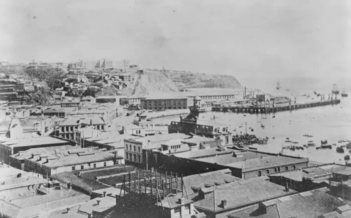 Framed Print : Valparaiso harbour of Chile 20 April 1920 Framed Print : Valparaiso harbour of Chile 20 April 1920