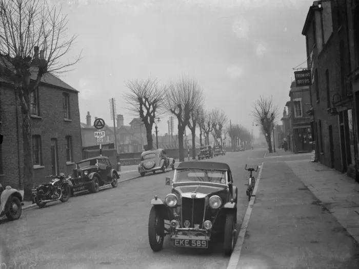 Framed Print : Vehicles parked in Saddington Street, Gravesend, Kent. 1938 Framed Print : Vehicles parked in Saddington Street, Gravesend, Kent. 1938