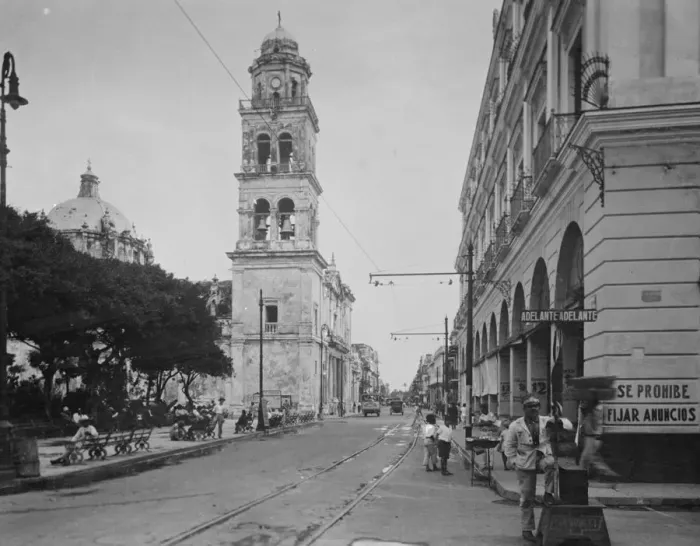 Framed Print : Veracruz, Mexico; Calla Independencia, the main business street showing the Tower