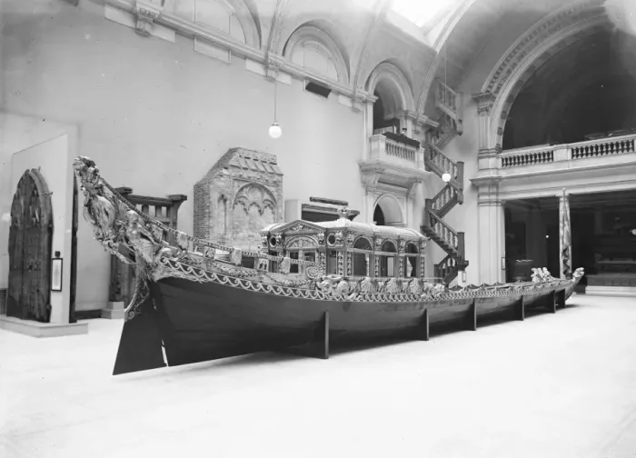 Framed Print : At the Victoria and Albert Museum, South Kensington The state barge used by Sovereigns Framed Print : At the Victoria and Albert Museum, South Kensington The state barge used by Sovereigns