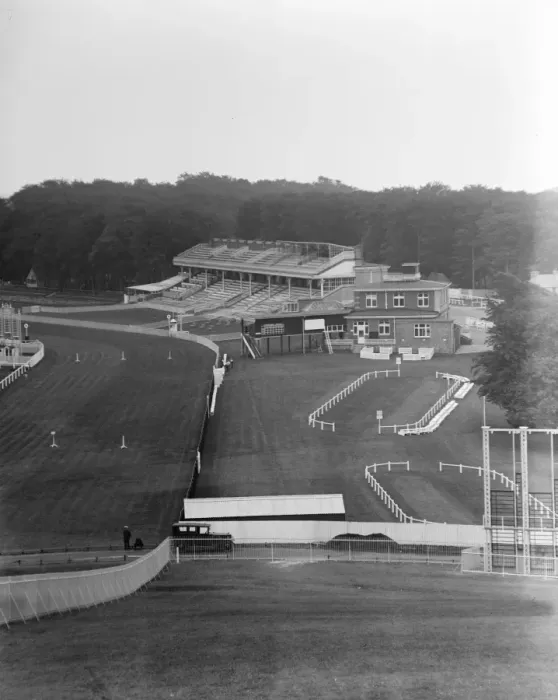 Framed Print : A view over Goodwood race course. 27 July 1929 Framed Print : A view over Goodwood race course. 27 July 1929