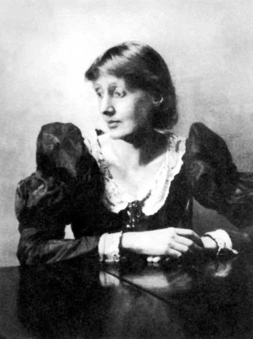 Framed Print : VIRGINIA WOOLF AUTHOR 1929 Bloomsbury Group, who were radical artists for their time Framed Print : VIRGINIA WOOLF AUTHOR 1929 Bloomsbury Group, who were radical artists for their time