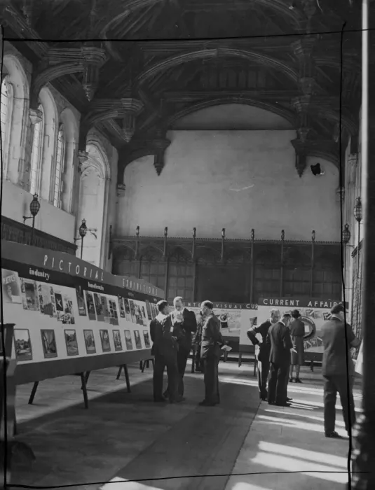 Framed Print : The War Office held an exhibition at the Army School of Education, Eltham Palace