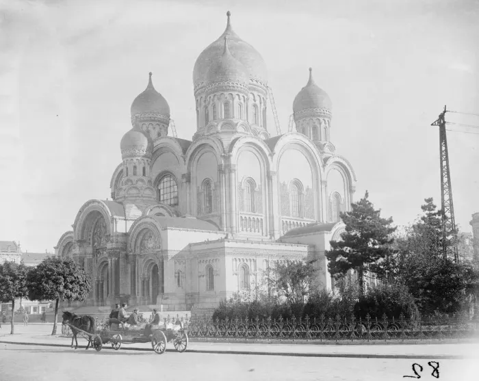 Framed Print : Warsaw Poland The Russian church at Warsaw which is to be converted into a Roman