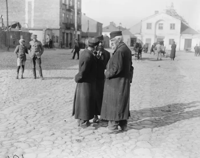 Framed Print : Warsaw, Poland. Types of Jews. 25 October 1921 Framed Print : Warsaw, Poland. Types of Jews. 25 October 1921