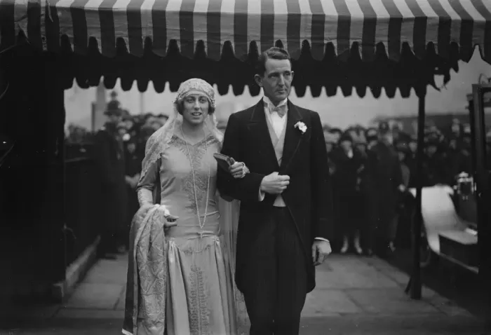 Framed Print : Wedding. Captain W H Pollen and Miss R Benson were married at St Margaret s, Westminster Framed Print : Wedding. Captain W H Pollen and Miss R Benson were married at St Margaret s, Westminster