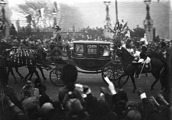 Wedding of the Duke of Kent and Princess Marina The Royal coaches 28th November 1934
