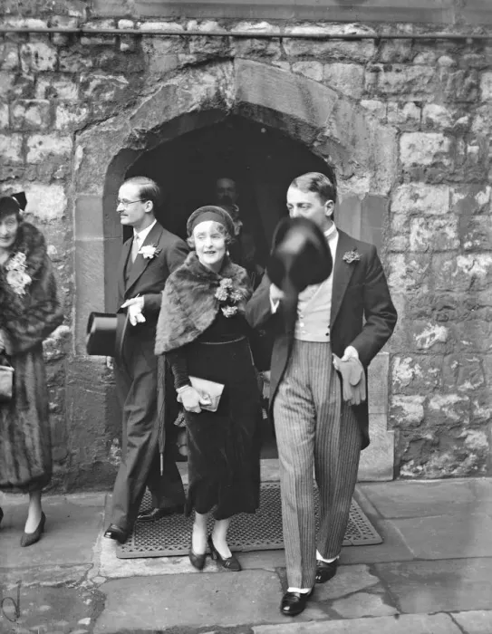Framed Print : The wedding of the Honourable John Hare, a younger brother of the Earl of Listowel Framed Print : The wedding of the Honourable John Hare, a younger brother of the Earl of Listowel