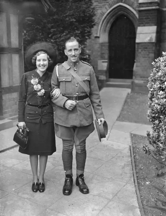 Framed Print : The wedding of the Lampards in Mottingham, Kent. The bride and groom. 1939 Framed Print : The wedding of the Lampards in Mottingham, Kent. The bride and groom. 1939