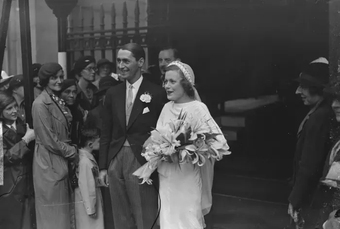 Framed Print : Wedding of Mr Ian Lindsay Wood ( 18 / 18 th Royal Hussars Q M C ) and Miss D E E Framed Print : Wedding of Mr Ian Lindsay Wood ( 18 / 18 th Royal Hussars Q M C ) and Miss D E E