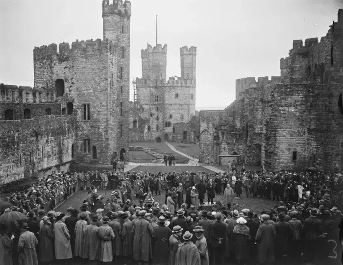 Framed Print : Welsh National Eisteddfod at Carnarvon A General view of the Gorsedd 2 August 1921 Framed Print : Welsh National Eisteddfod at Carnarvon A General view of the Gorsedd 2 August 1921