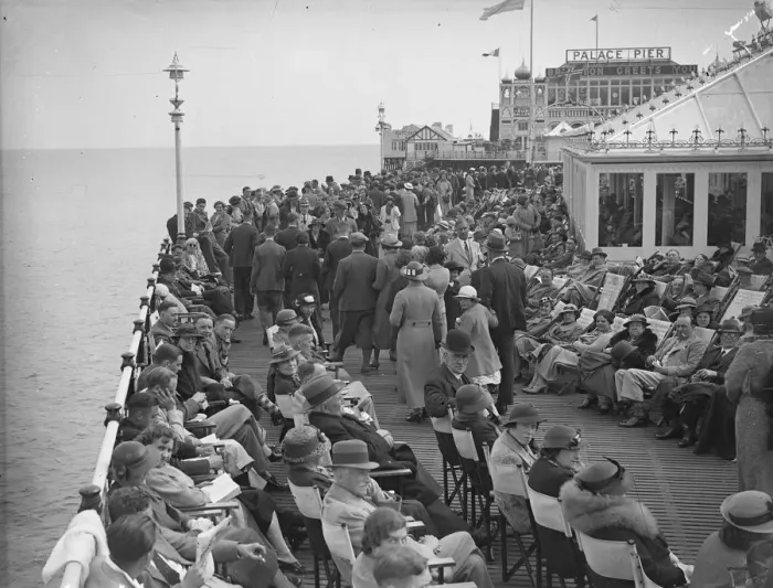 Framed Print : Whitsun on Palace Pier. Dr Brighton has a busy time !. Large numbers of Whitsun