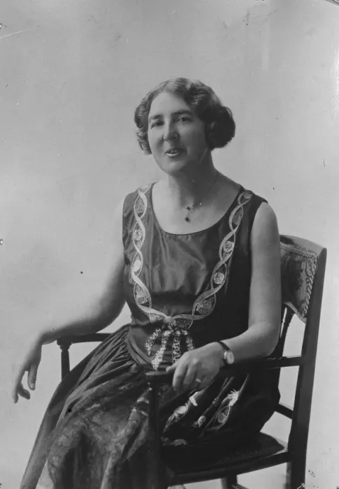 Framed Print : Wife of the ex - speaker. Mrs J M Whitley, wife of the ex - speaker. 5 September Framed Print : Wife of the ex - speaker. Mrs J M Whitley, wife of the ex - speaker. 5 September