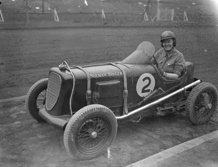 Framed Print : Woman driver takes up midget car racing. Fay Taylor, well known racing driver