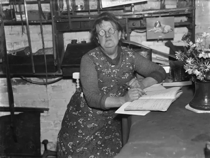 Framed Print : A woman verger in Chelsfield, Kent. 1936