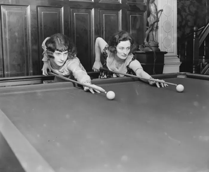 Framed Print : Womans Billiards Championship at the Burroughes Hall, Soho Square Miss Joyce Gardner Framed Print : Womans Billiards Championship at the Burroughes Hall, Soho Square Miss Joyce Gardner