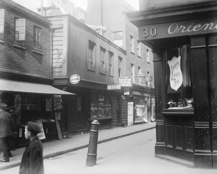 Framed Print : Wooden House near Regent Street. Over 200 years old 13 October 1919 Framed Print : Wooden House near Regent Street. Over 200 years old 13 October 1919