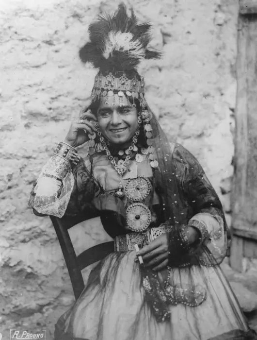 Framed Print : World champion woman cigarette smoker. An Ouled Nail woman of Biskra, who smokes Framed Print : World champion woman cigarette smoker. An Ouled Nail woman of Biskra, who smokes